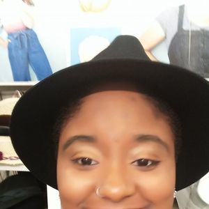 Meet your Posher, Erika